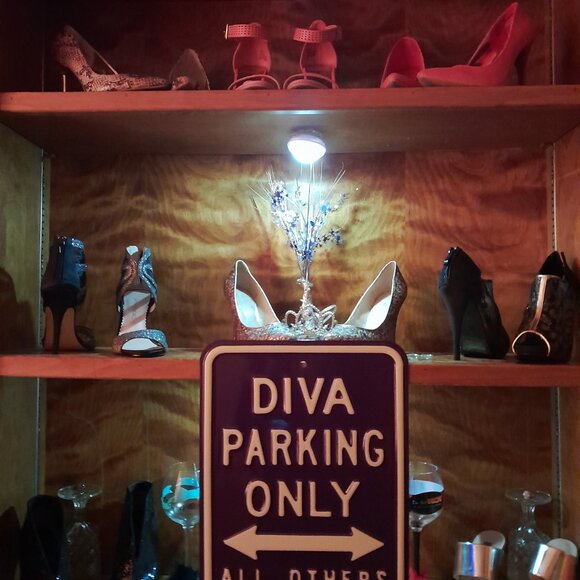 Shoes - Picture 2 of 5